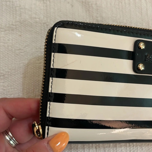 KATE SPADE - Wellesley patent stripe - WLRU1786 - NWT - Picture 9 of 9